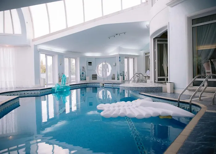 빌라 Fruska Gora Klub Krstasice *